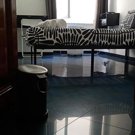 Essenza Mare Centro Waterfront Guest house